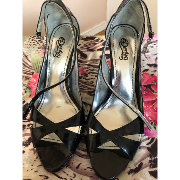 high heels - Picture 2 of 6